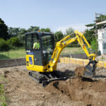 Komatsu présente la mini-pelle électrique PC20E-6