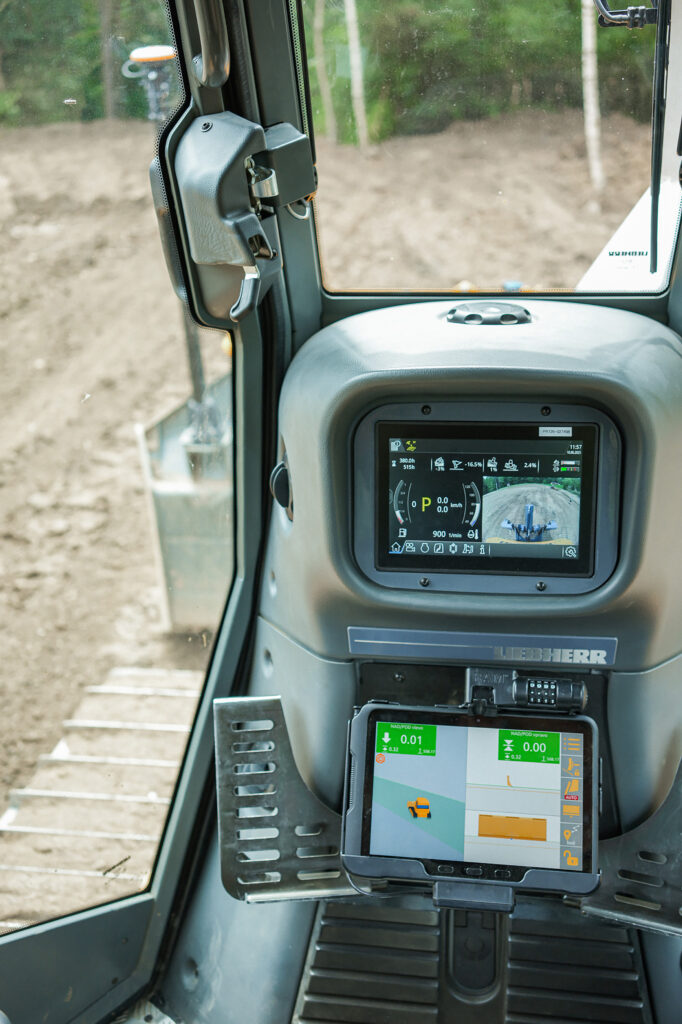 Liebherr renforce l’intégration digitale avec Unicontrol sur les bulldozers sur chenilles G8